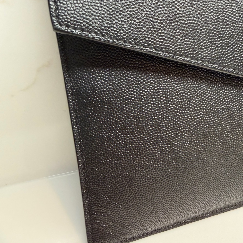 Saint Laurent Black Leather Detail - Picture 8 of 14